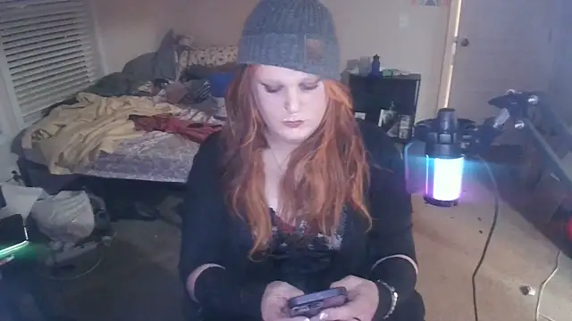 EmberLee online show from March 22, 2:27 am