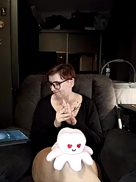 Snapshot of Marie1992PL chatting on February 8, 4:14 pm Marie1992PL online show from February 8, 4:14 pm