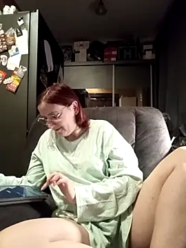 Marie1992PL online show from December 5, 5:55 pm