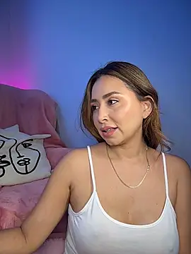 vixen allure online show from February 6, 11:28 am