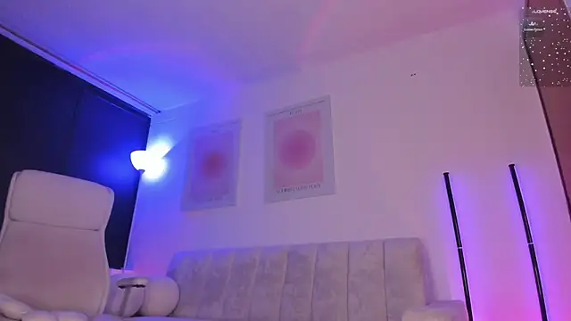 Gisell Daniela1 online show from February 2, 2:59 am