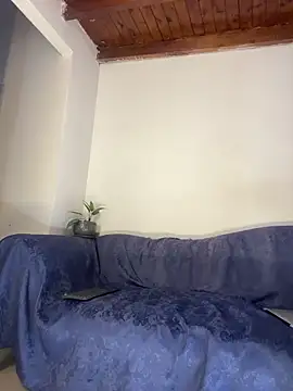 Snapshot of AndresSmith__ chatting on February 21, 8:27 am AndresSmith online show from February 21, 8:27 am