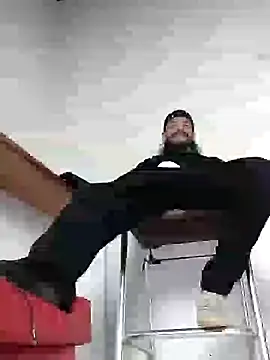 AndresSmith   online show from January 1, 3:45 am