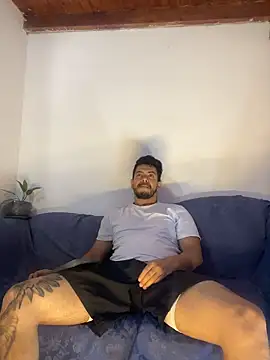 Snapshot of AndresSmith__ chatting on February 15, 6:07 pm AndresSmith online show from February 15, 6:07 pm