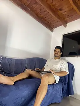 Snapshot of AndresSmith__ chatting on February 23, 8:04 am AndresSmith online show from February 23, 8:04 am