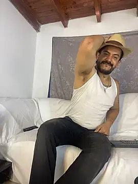 AndresSmith   online show from June 14, 6:42 pm