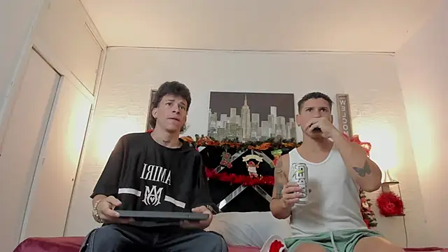 nakedfoam1 online show from November 28, 3:17 am