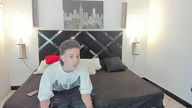 Snapshot of nakedfoam1 chatting on September 22, 3:12 am nakedfoam1 online show from September 22, 3:12 am