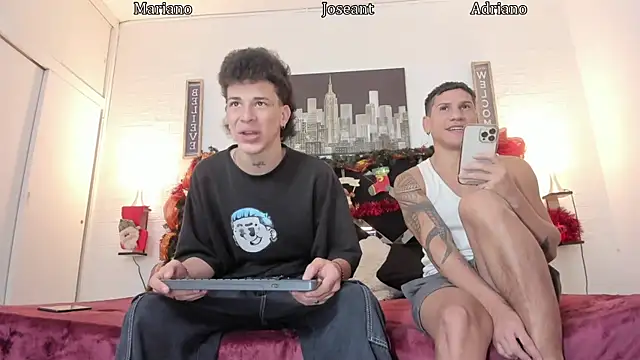 nakedfoam1 online show from November 29, 4:12 am