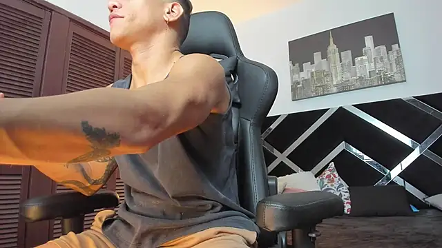 Snapshot of nakedfoam1 chatting on March 29, 4:47 am nakedfoam1 online show from March 29, 4:47 am