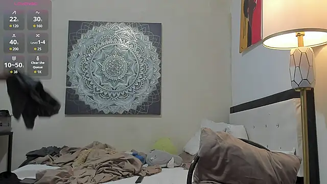 nakedfoam1 online show from November 5, 4:48 am