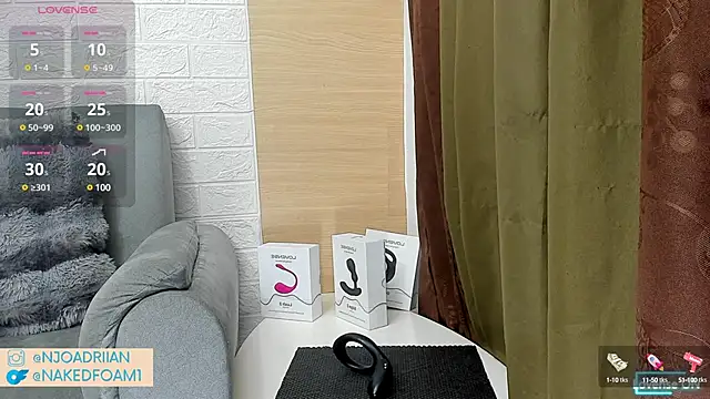 Snapshot of nakedfoam1 chatting on February 27, 1:19 am nakedfoam1 online show from February 27, 1:19 am