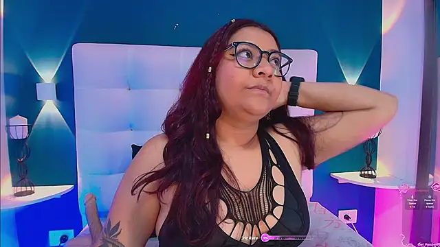 MeghanBurn online show from February 24, 12:39 pm