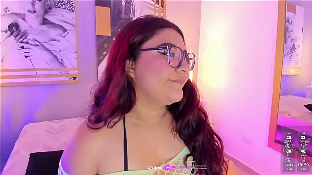 MeghanBurn online show from December 19, 12:51 pm