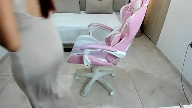 Snapshot of Maysa_badawi chatting on February 11, 10:39 pm Maysa badawi online show from February 11, 10:39 pm