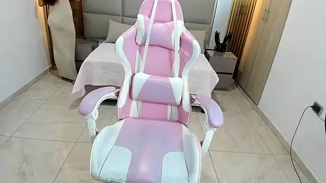 Snapshot of Maysa_badawi chatting on January 28, 7:21 pm Maysa badawi online show from January 28, 7:21 pm