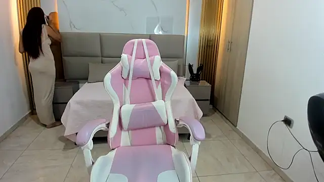 Snapshot of Maysa_badawi chatting on January 30, 7:15 pm Maysa badawi online show from January 30, 7:15 pm