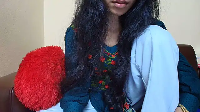 Snapshot of Srabontii chatting on November 14, 10:02 pm Srabontii online show from November 14, 10:02 pm