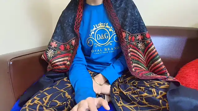 Snapshot of Srabontii chatting on November 28, 8:42 pm Srabontii online show from November 28, 8:42 pm