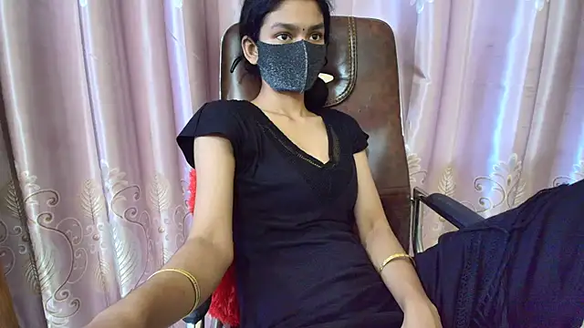 Snapshot of Srabontii chatting on October 25, 10:03 am Srabontii online show from October 25, 10:03 am