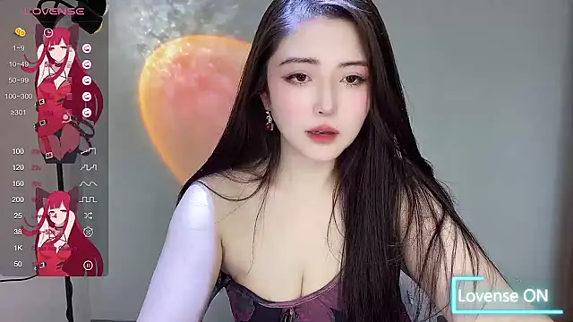 Snapshot of Alice-821 chatting on January 14, 5:01 pm Alice-821 online show from January 14, 5:01 pm