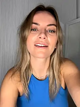 Snapshot of Milla__one chatting on October 21, 7:41 am Milla one online show from October 21, 7:41 am