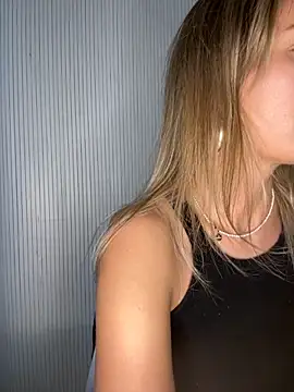 Snapshot of Milla__one chatting on September 17, 3:36 pm Milla one online show from September 17, 3:36 pm