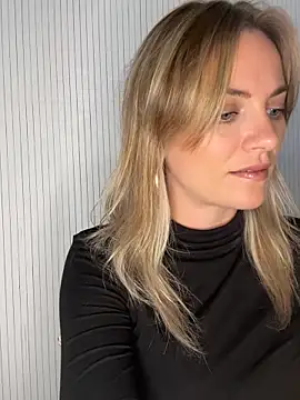 Snapshot of Milla__one chatting on September 9, 12:58 pm Milla one online show from September 9, 12:58 pm