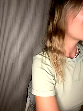 Snapshot of Milla__one chatting on September 20, 8:14 pm Milla one online show from September 20, 8:14 pm