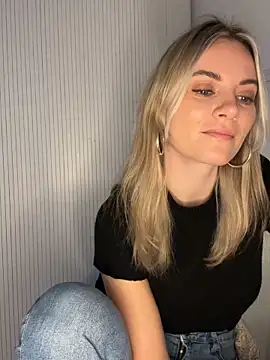 Milla  one online show from December 19, 10:06 am