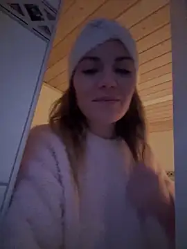 Snapshot of Milla__one chatting on February 14, 5:03 pm Milla one online show from February 14, 5:03 pm