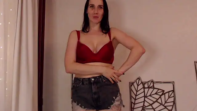 pepper milf online show from February 25, 8:00 pm