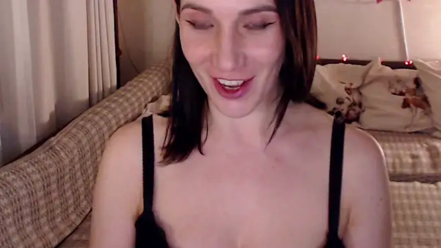 pepper milf online show from February 14, 6:40 pm