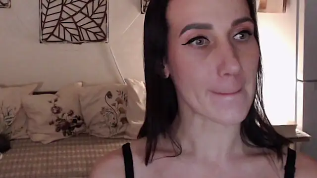 pepper milf online show from February 10, 1:22 pm