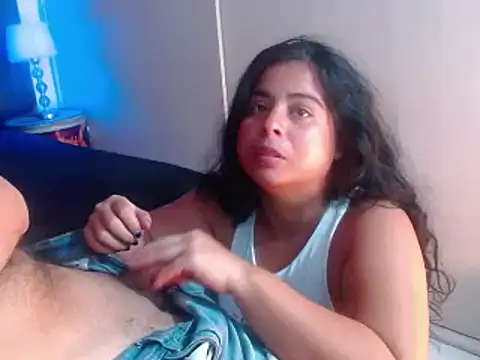 Snapshot of CindyandCarlo chatting on February 17, 10:05 pm CindyandCarlo online show from February 17, 10:05 pm