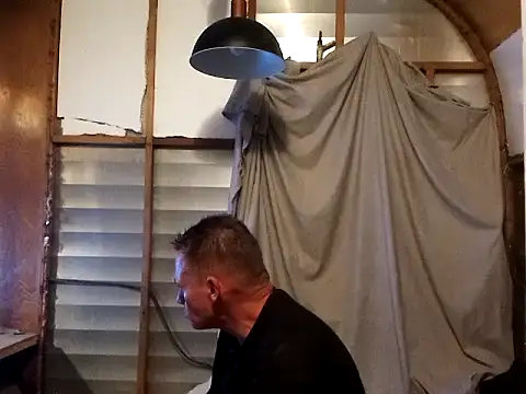 ed44435 online show from November 11, 12:33 pm