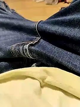 Snapshot of Sperma-V-rotik chatting on December 31, 5:51 pm Sperma-V-rotik online show from December 31, 5:51 pm