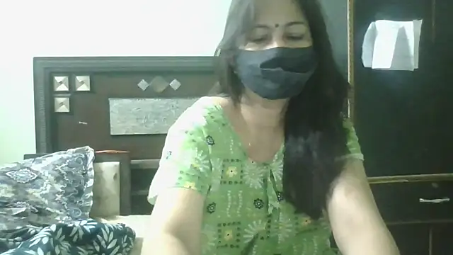couplesuni online show from May 4, 2:04 am