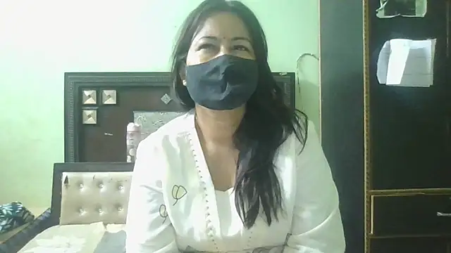 couplesuni online show from May 2, 2:28 am