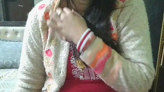 couplesuni online show from December 1, 5:19 am