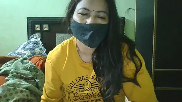 couplesuni online show from February 3, 6:33 am