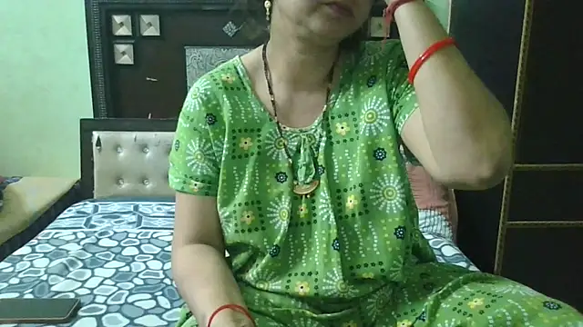 couplesuni online show from February 26, 4:23 am