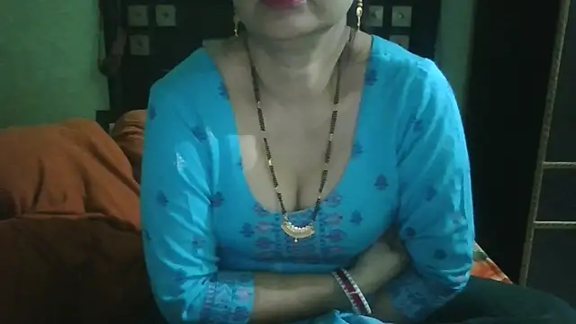 couplesuni online show from November 17, 4:38 am