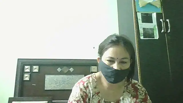 couplesuni online show from March 11, 3:55 am