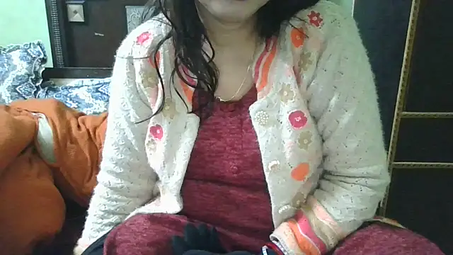 couplesuni online show from December 17, 4:28 am