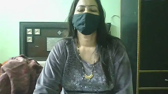 couplesuni online show from February 18, 3:15 am