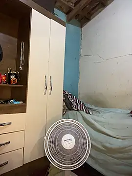 Leosilvaj1 online show from April 21, 3:57 am