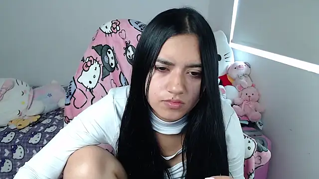 kayla k18 online show from May 13, 5:53 pm