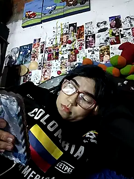 Snapshot of dafne19_ chatting on October 22, 5:07 am dafne19 online show from October 22, 5:07 am