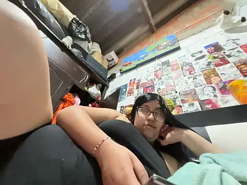 dafne19  online show from April 8, 2:24 am